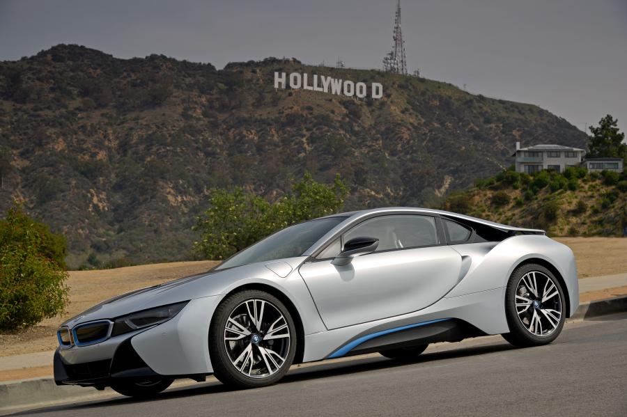  BMW i8 2014 года  (фото 77 из 180)